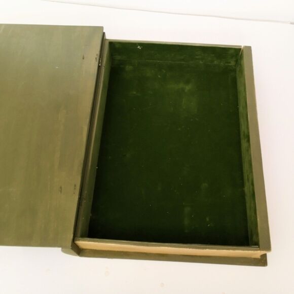 Vintage 1970's Hand Painted Book Style Large Wooden Book Box Floral Design - Picture 7 of 7